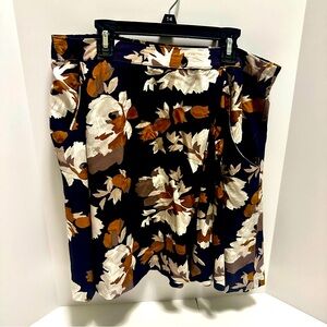 Old Navy Fall Floral Skirt Size M